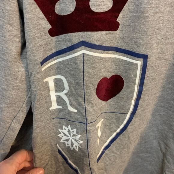 Roly European brand long sleeve emblem embroidered mens tee Sz Medium - Picture 3 of 6